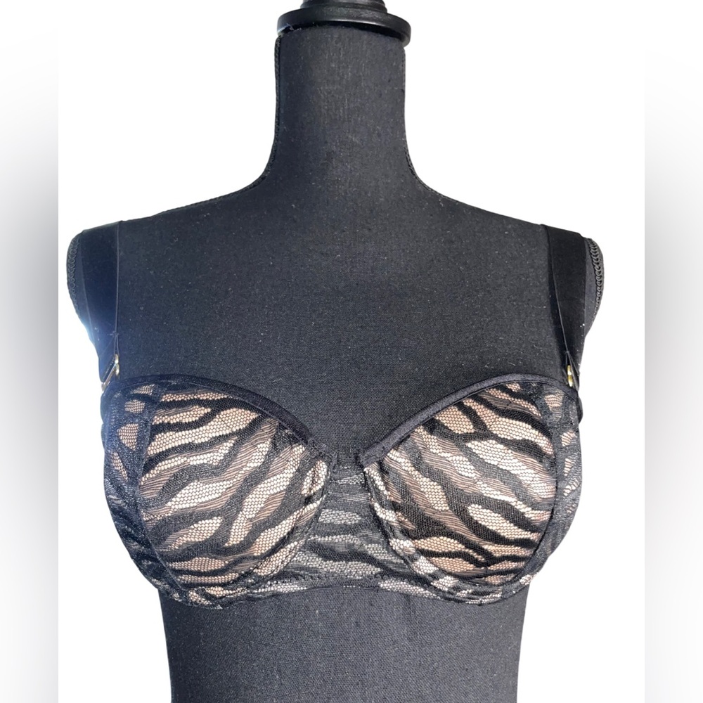 Adore me black and tan push-up bra